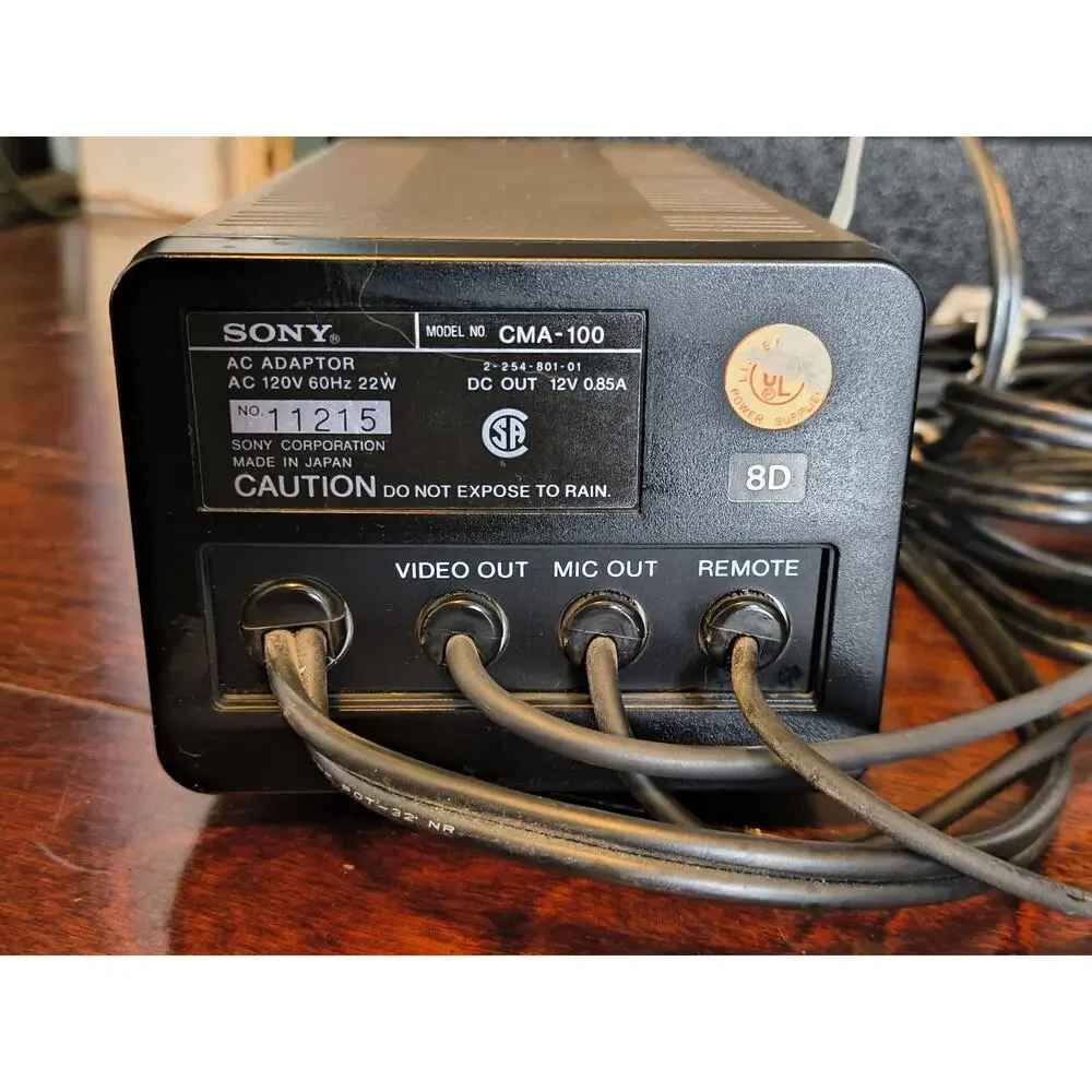Vintage 1980 Sony HVC-2200 Trinicon Color Video Camera Bundle CMA-100 Case Works